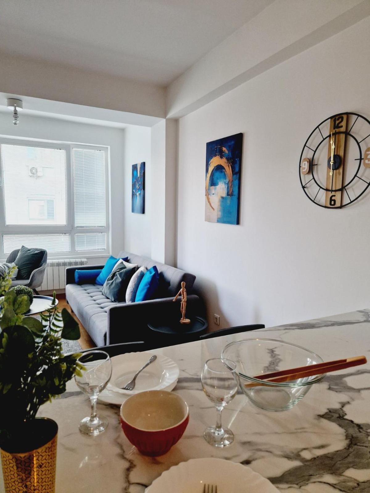 Kamche Lux Apartment Скопие Екстериор снимка