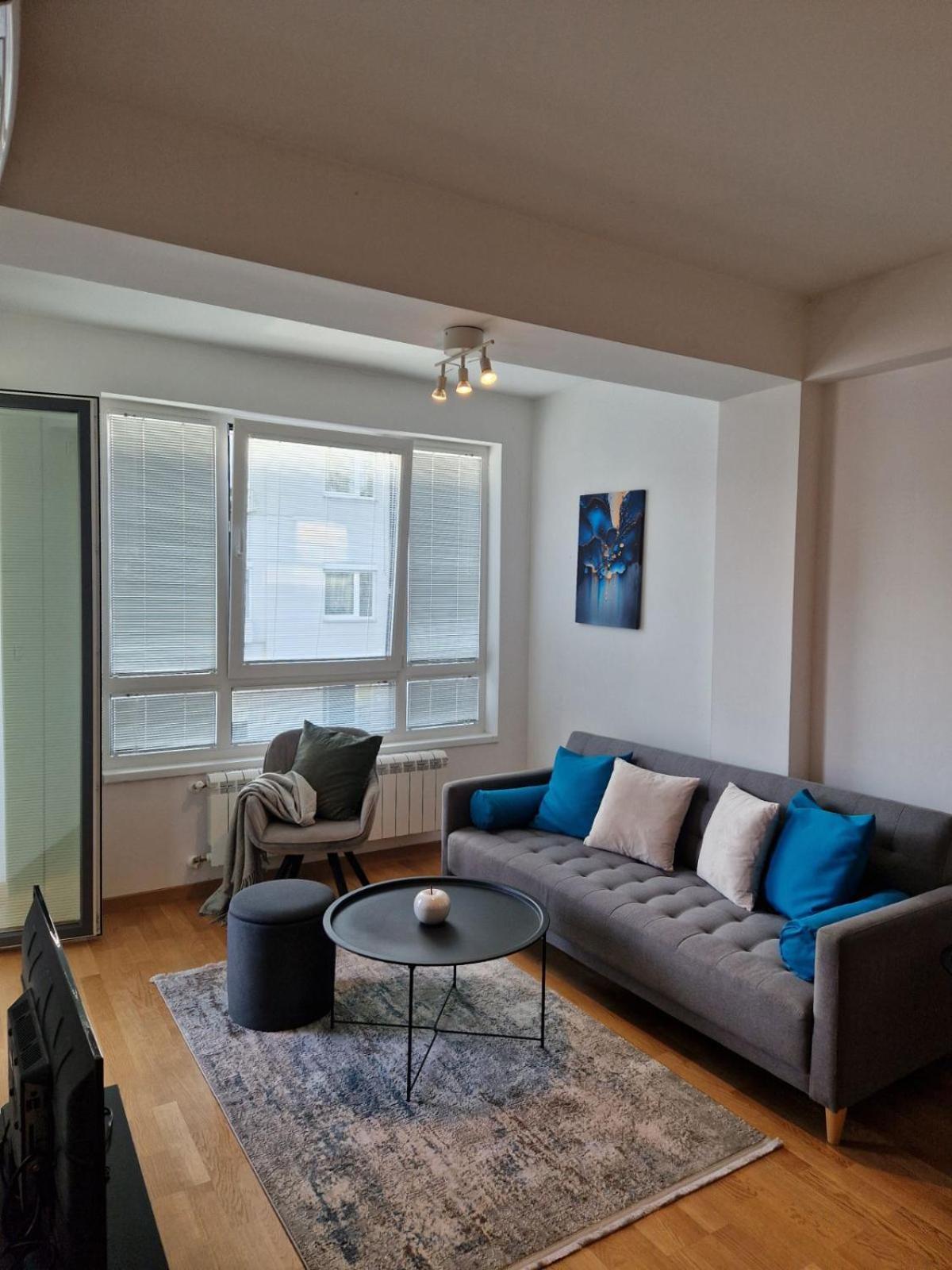 Kamche Lux Apartment Скопие Екстериор снимка