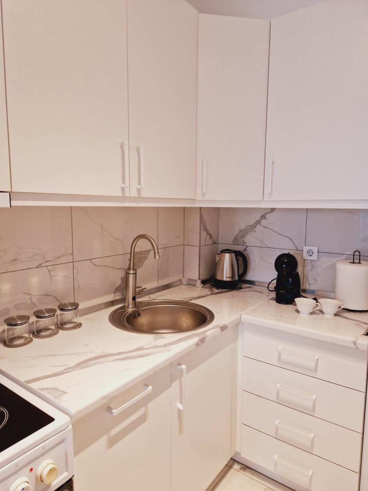 Kamche Lux Apartment Скопие Екстериор снимка