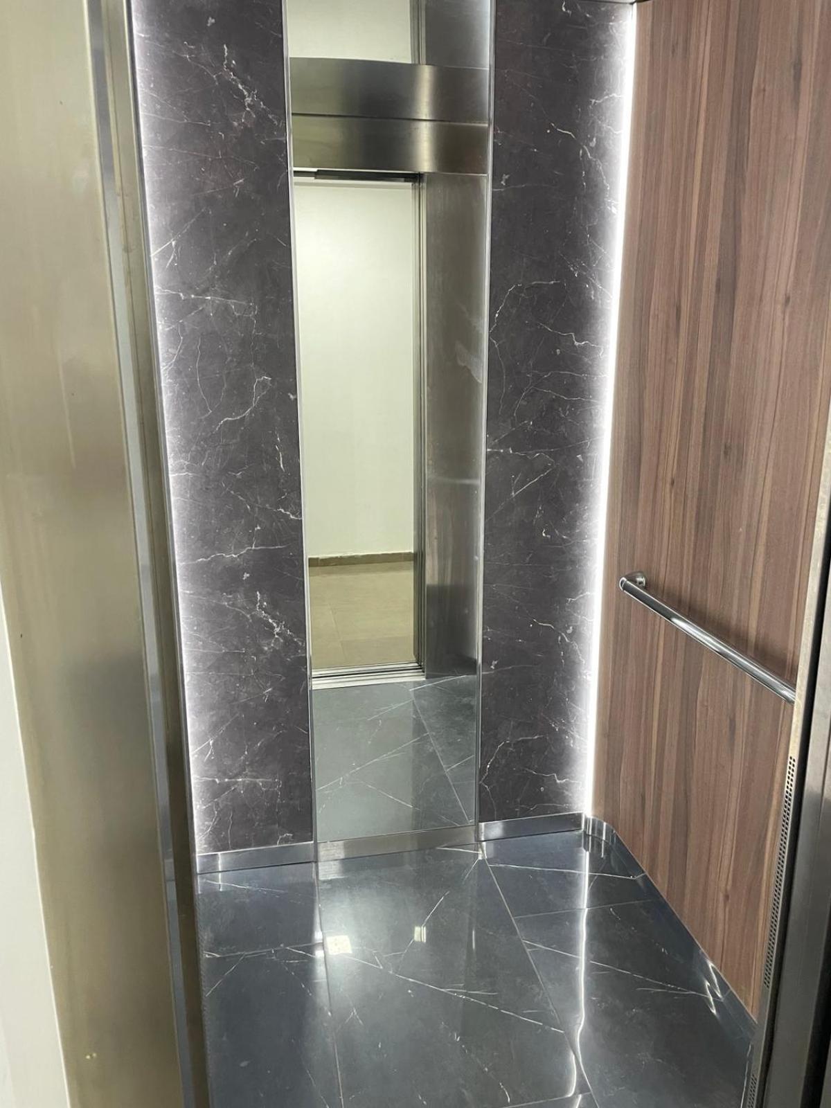 Kamche Lux Apartment Скопие Екстериор снимка