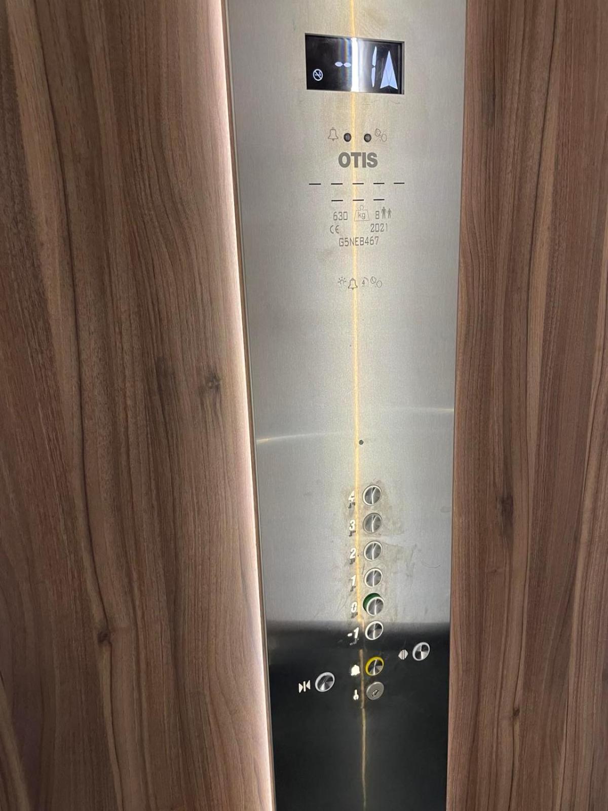 Kamche Lux Apartment Скопие Екстериор снимка