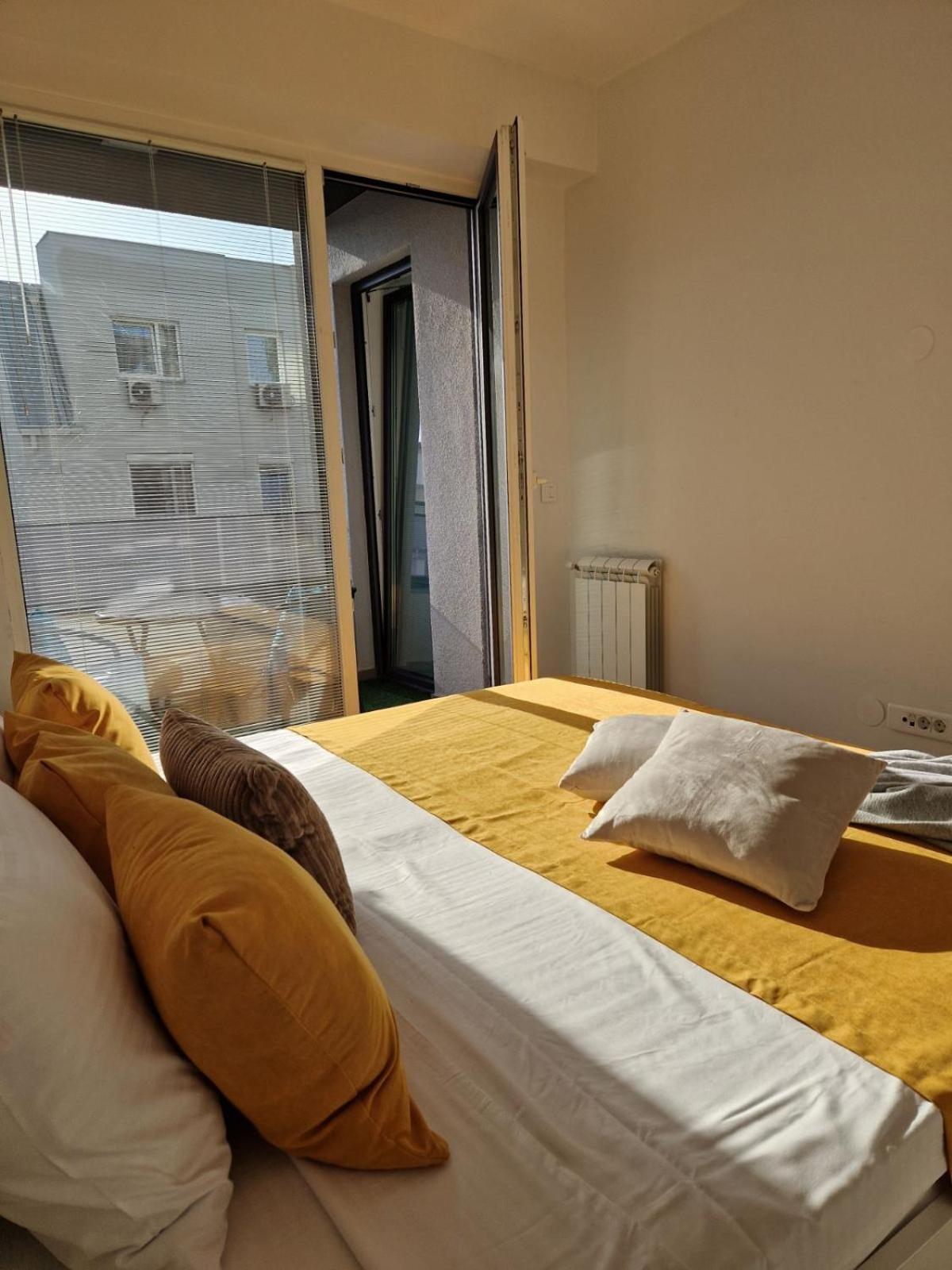 Kamche Lux Apartment Скопие Екстериор снимка